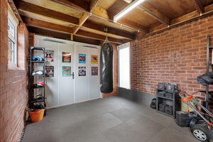 Photo 45- click for photo gallery